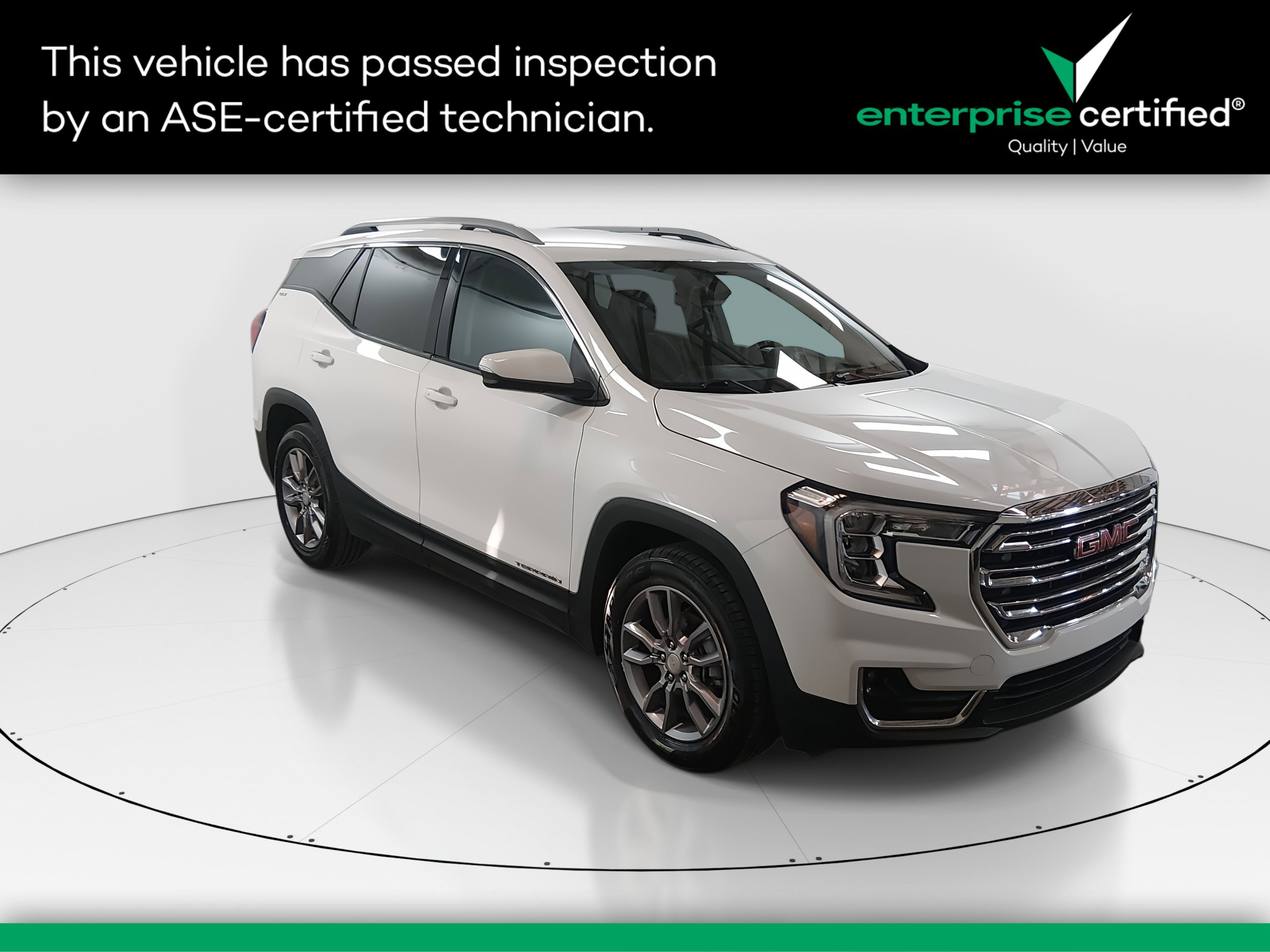2024 GMC Terrain FWD 4dr SLT — front three-quarter view