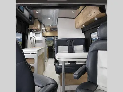 2027 Airstream Rangeline