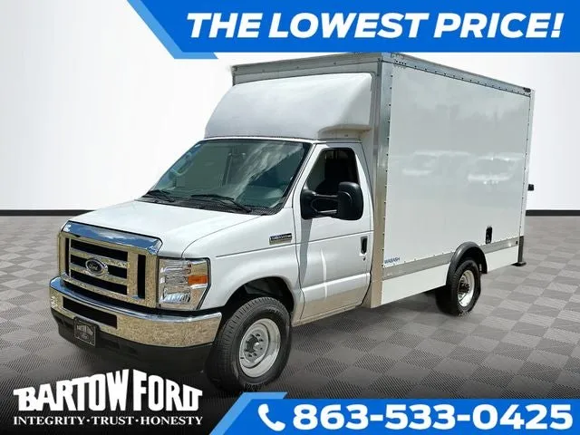2025 Ford E-350SD Base Cutaway in Oxford White — front three-quarter view