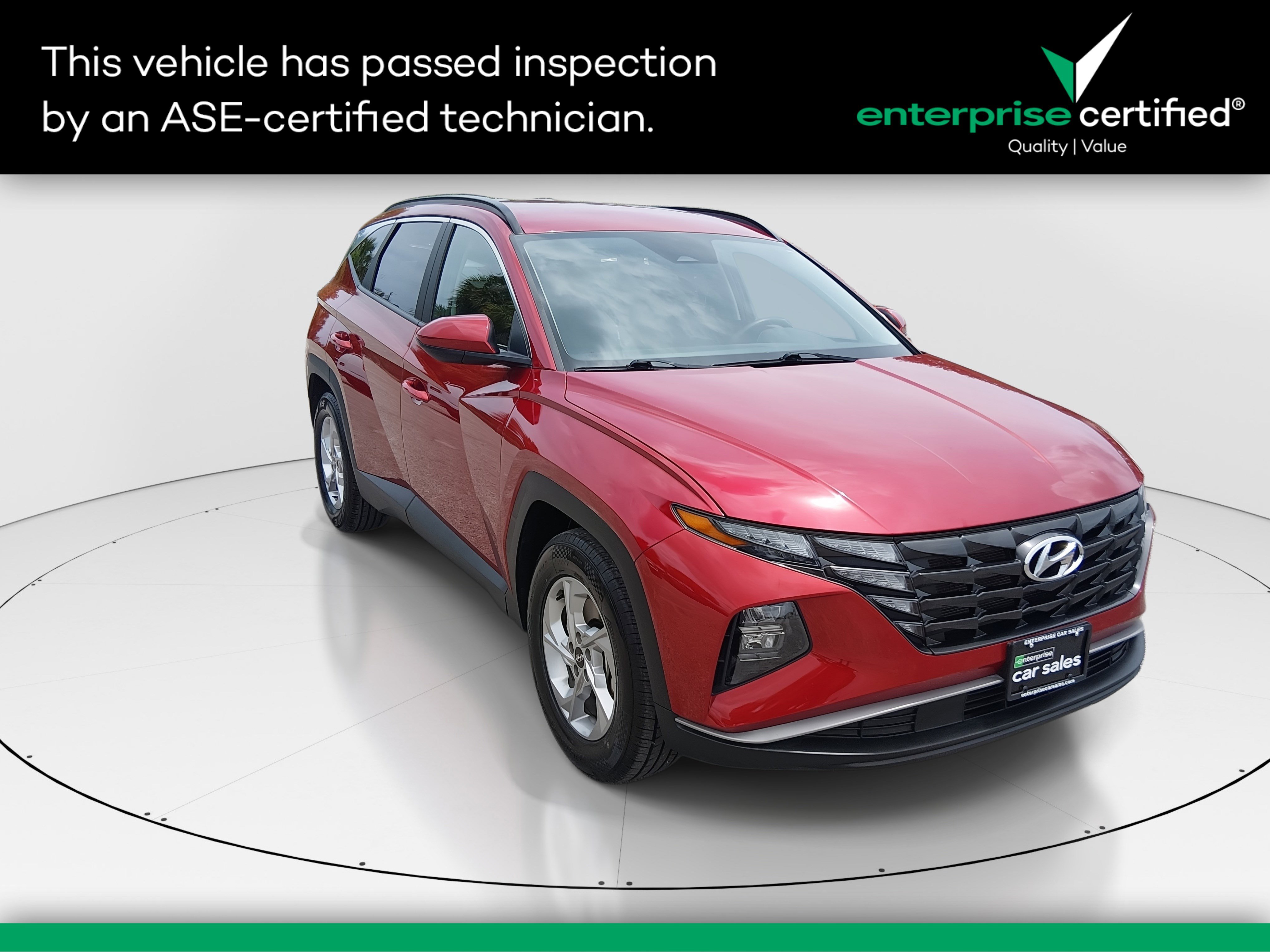 2024 Hyundai Tucson SEL FWD — front three-quarter view