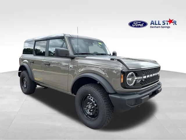 2026 Ford Bronco Big Bend in Marsh Gray — front three-quarter view