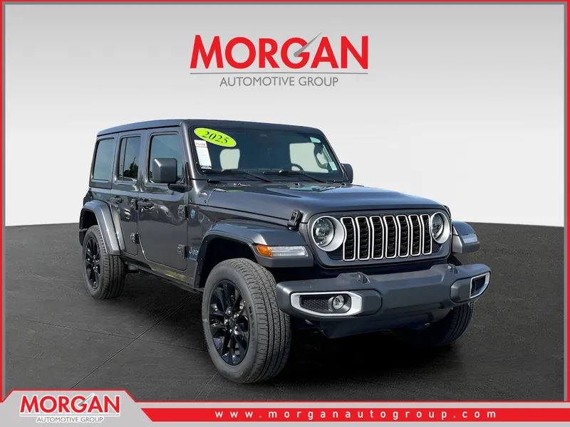 2025 Jeep Wrangler Sahara 4xe in Gray — front three-quarter view
