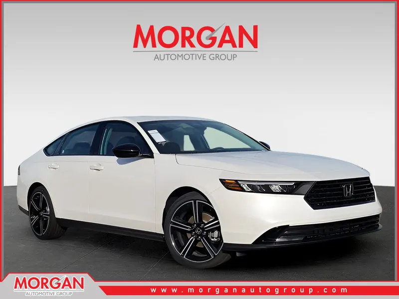 2026 Honda Accord Sedan SE in Platinum White Pearl — front three-quarter view