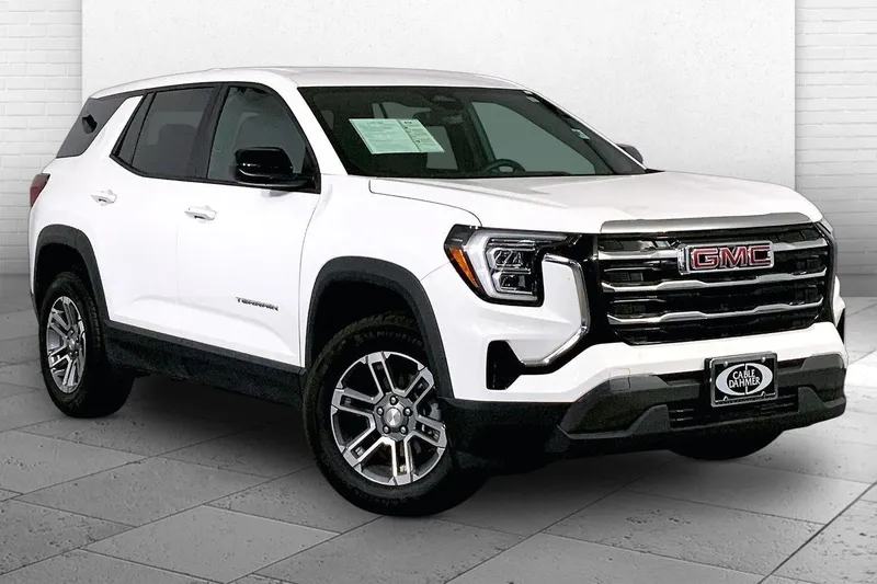 2025 GMC Terrain Elevation in Summit White — front three-quarter view