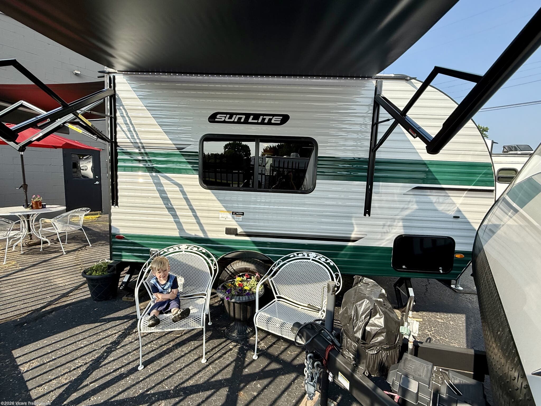 2025 Sunset Park RV Sun Lite