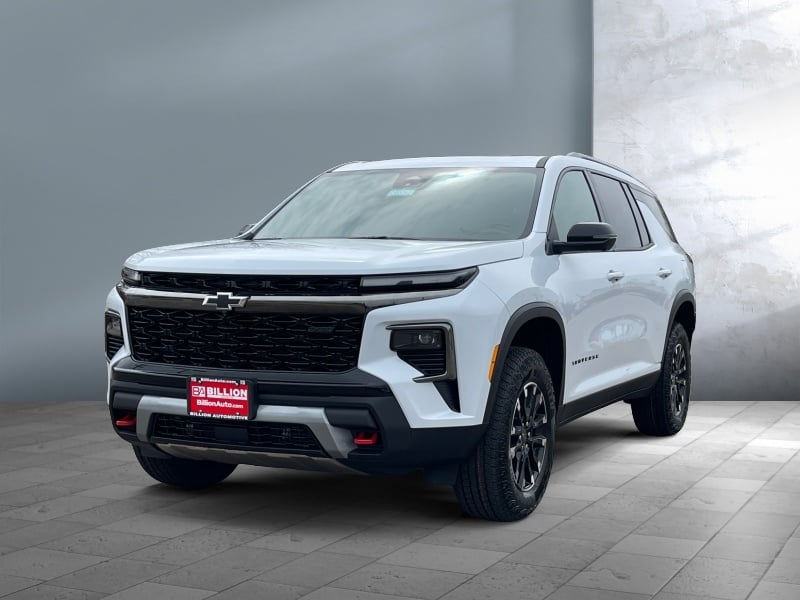 2026 Chevrolet Traverse — front three-quarter view