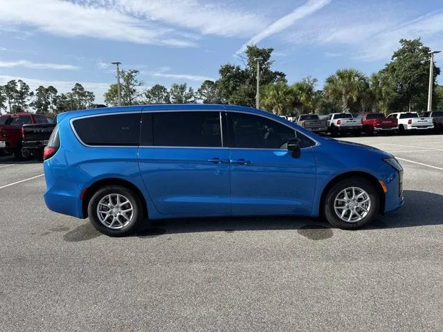 2027 Chrysler Pacifica Limited in Hydro Blue Pearlcoat — front three-quarter view