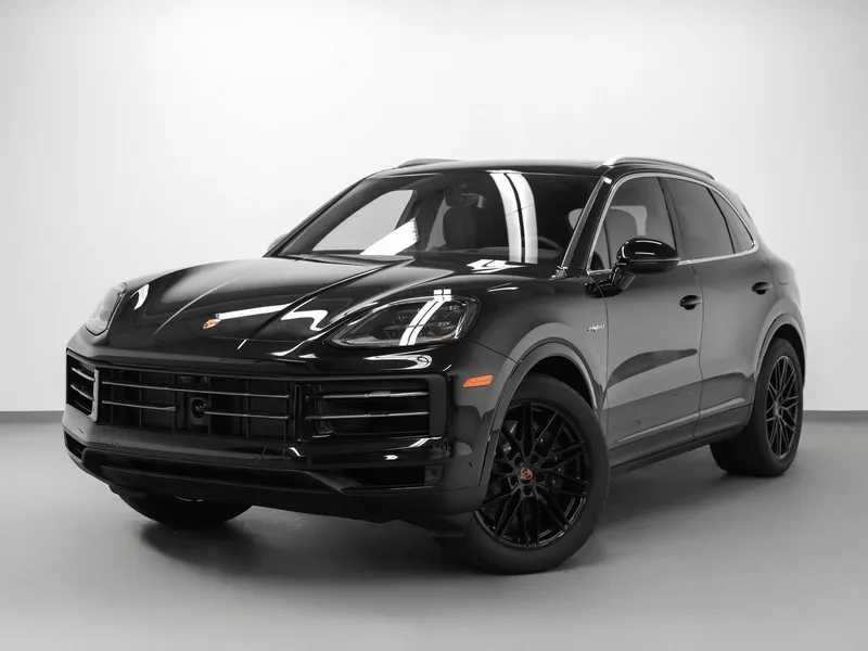 2026 Porsche Cayenne Cayenne E-Hybrid in Chromite Black Metallic — front three-quarter view