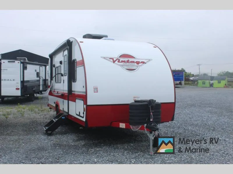 2027 Gulf Stream RV Vintage Cruiser 19RBS — front three-quarter view