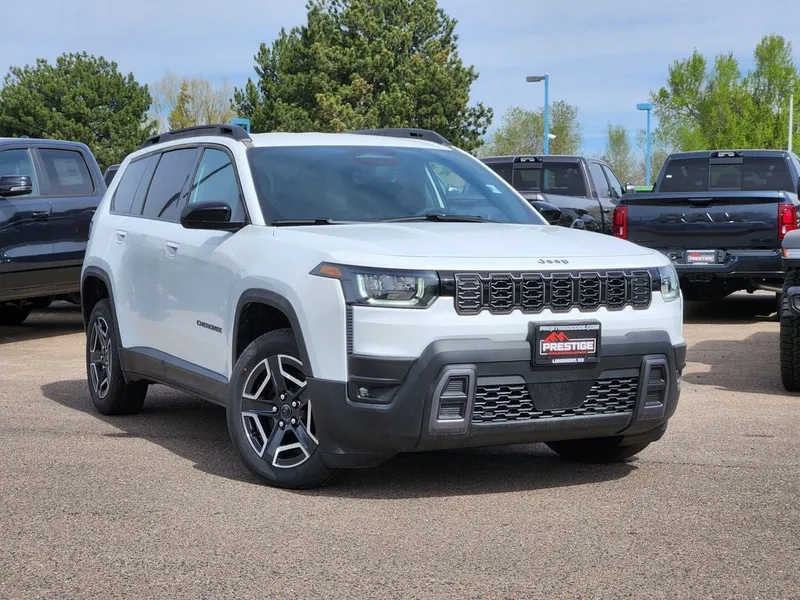 2026 Jeep Cherokee CHEROKEE LAREDO 4X4 in Bright White Clear-Coat Exterior Paint — front three-quarter view