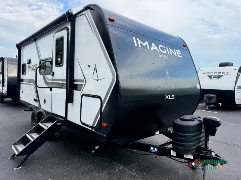 2026 Grand Design Imagine XLS — front three-quarter view