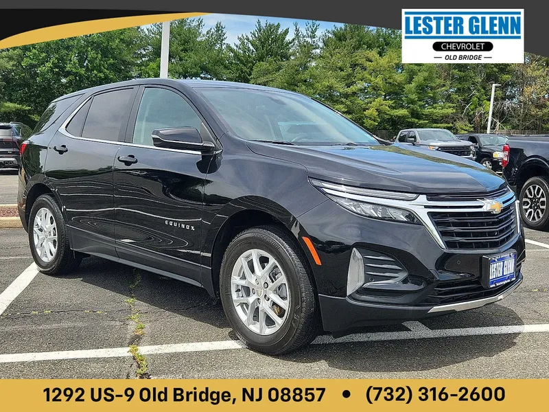 2024 Chevrolet Equinox LT in Mosaic Black Metallic — front three-quarter view