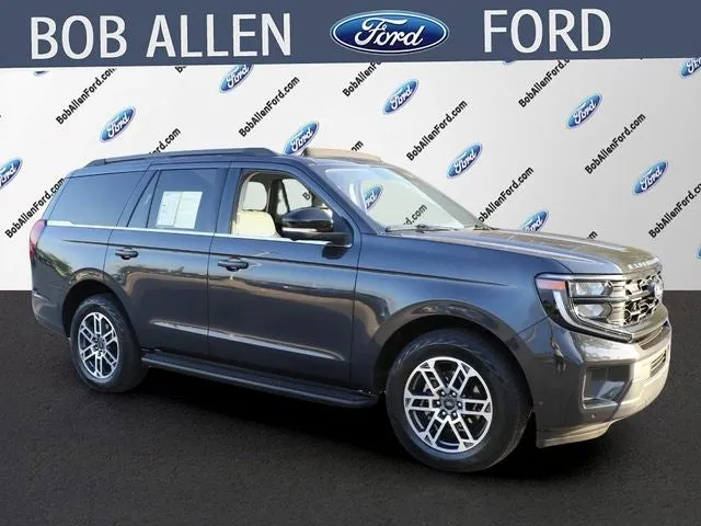 2025 Ford Expedition Active in Dark Matter Gray Metallic — front three-quarter view