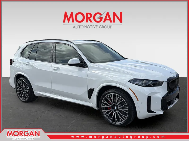 2026 BMW X5 sDrive40i in White — front three-quarter view