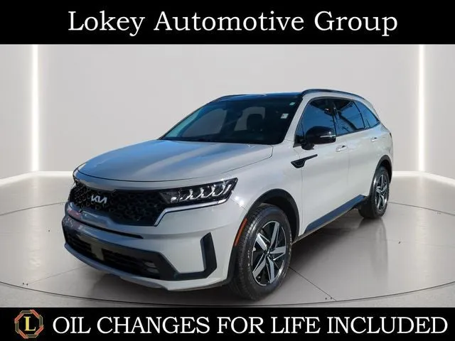 2022 Kia Sorento EX in Wolf Gray — front three-quarter view