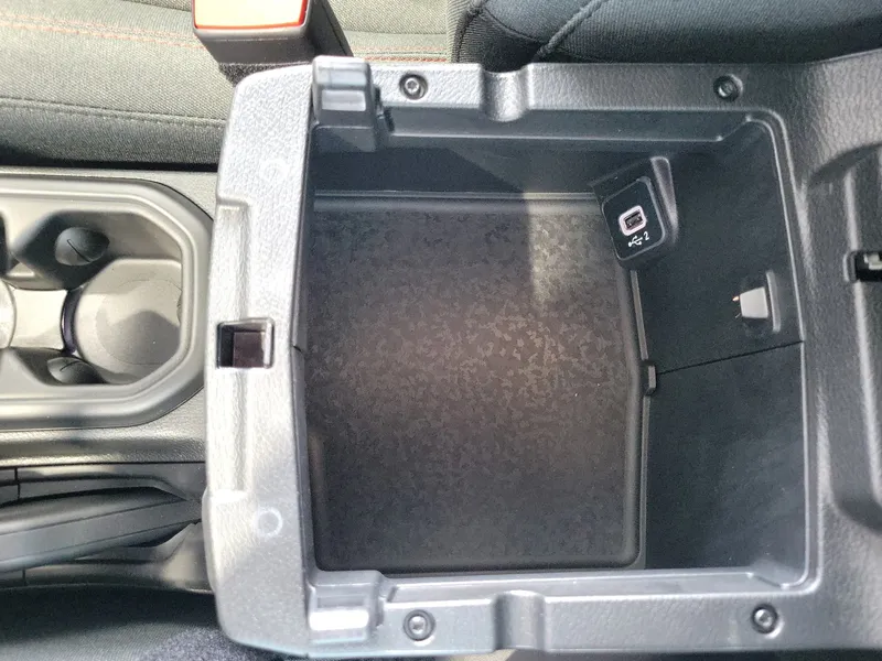 2026 Jeep Wrangler — photo 27 view
