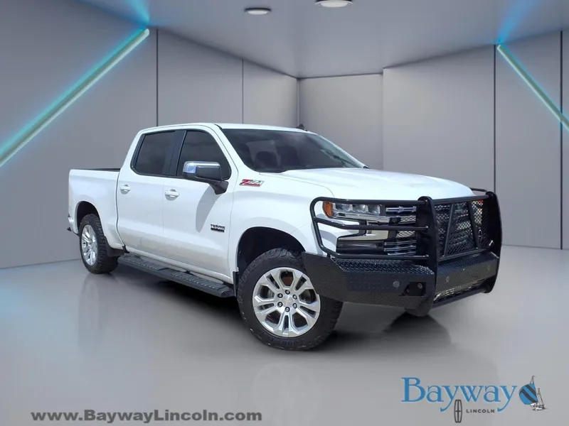 2020 Chevrolet Silverado 1500 LT Texas Edition in Summit White — front three-quarter view