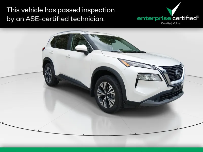2023 Nissan Rogue AWD SV — front three-quarter view