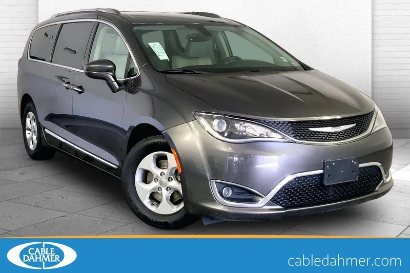 2017 Chrysler Pacifica Touring-L Plus in Granite Crystal Metallic Clearcoat — front three-quarter view