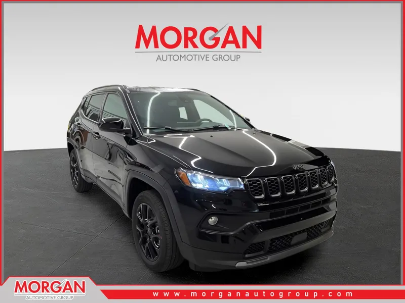 2026 Jeep Compass Latitude Altitude in Diamond Black Crystal Pearlcoat — front three-quarter view