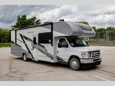 2025 Thor Motor Coach Quantum