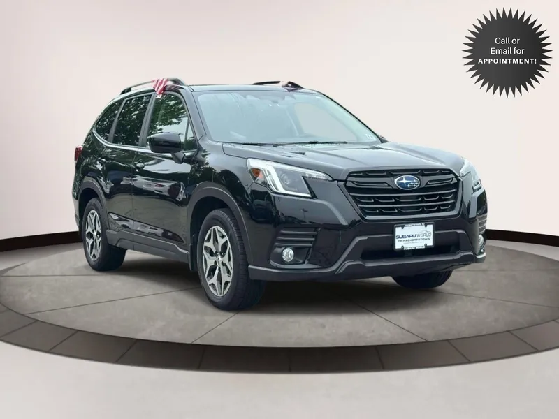 2022 Subaru Forester Premium CVT in Black — front three-quarter view