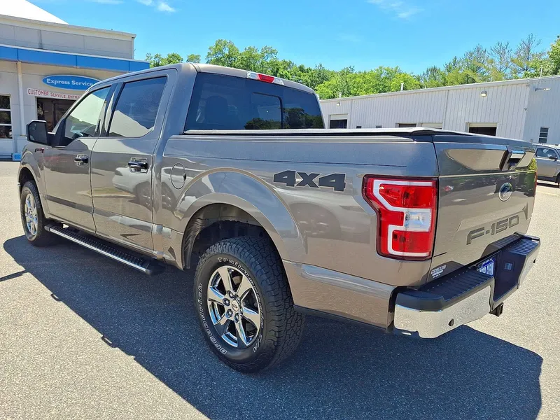 2020 Ford F-150 — interior view