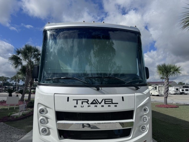 2025 Entegra TRAVEL SUPREME