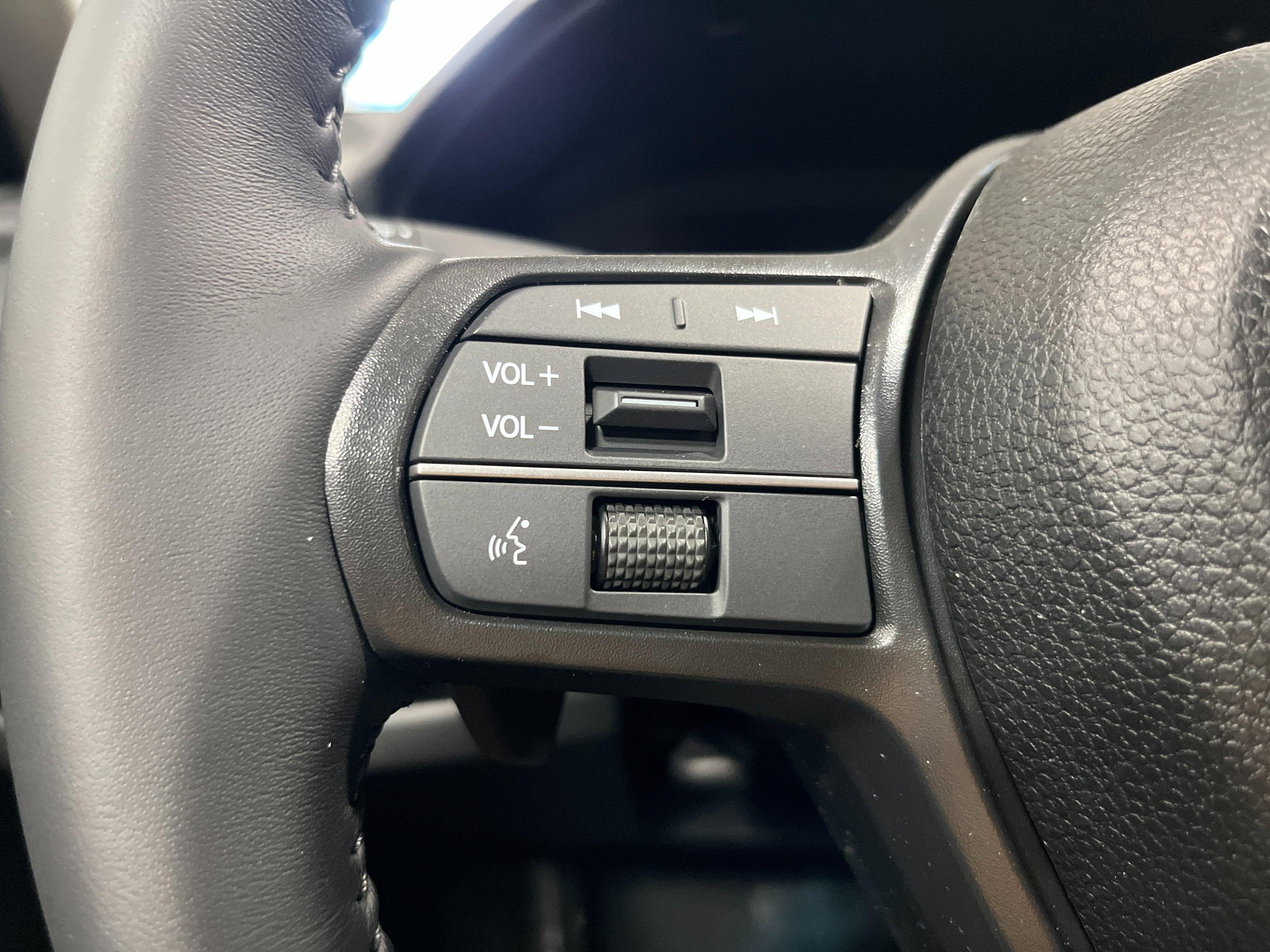 2026 Honda Accord Hybrid — photo 13 view