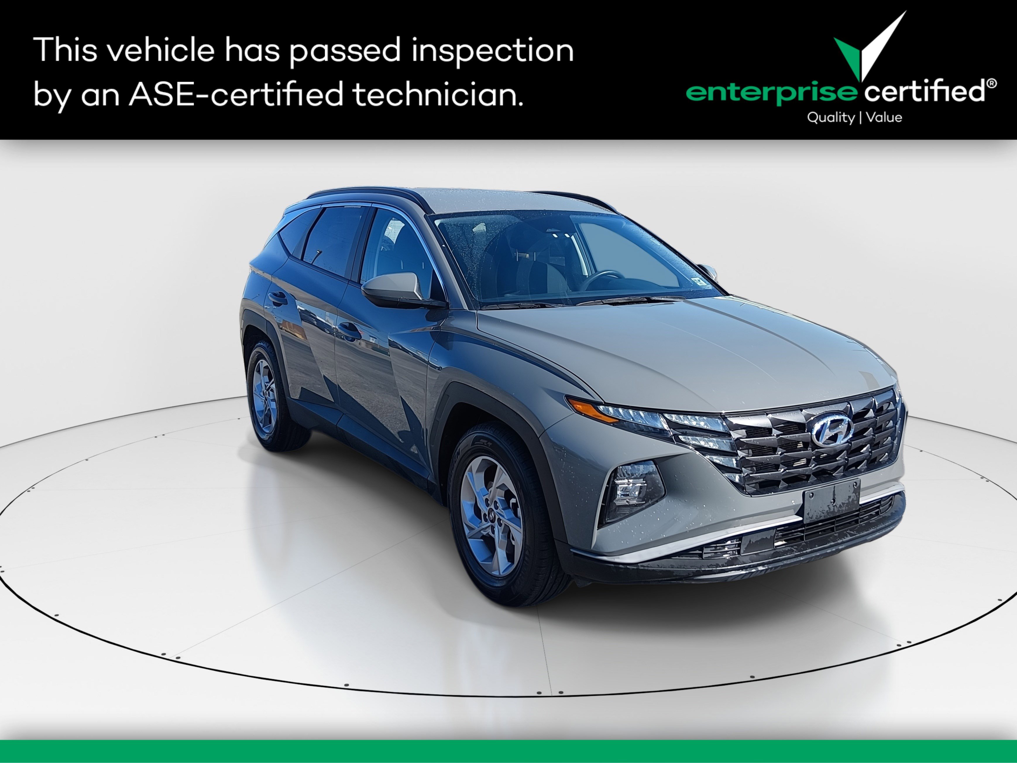 2024 Hyundai Tucson SEL FWD — front three-quarter view