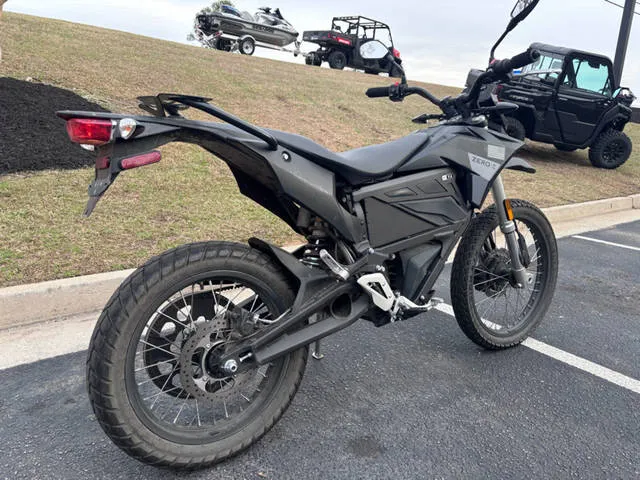 2023 Zero FX ZF7.2 — front three-quarter view