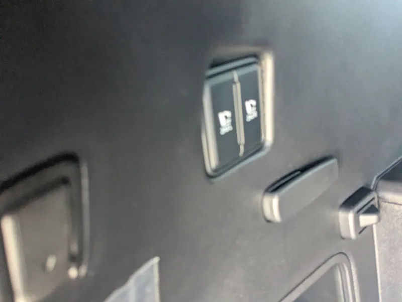 2027 Kia Telluride Hybrid — photo 15 view