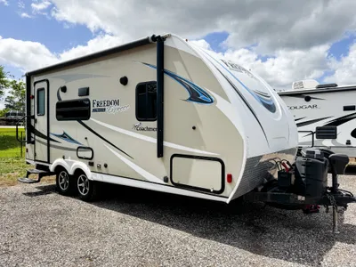 2018 Coachmen Freedom Express