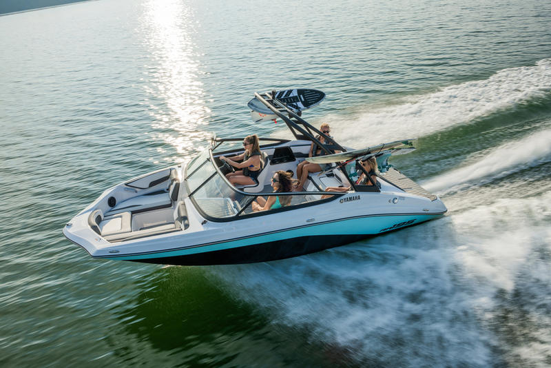 2026 Yamaha Boats AR195