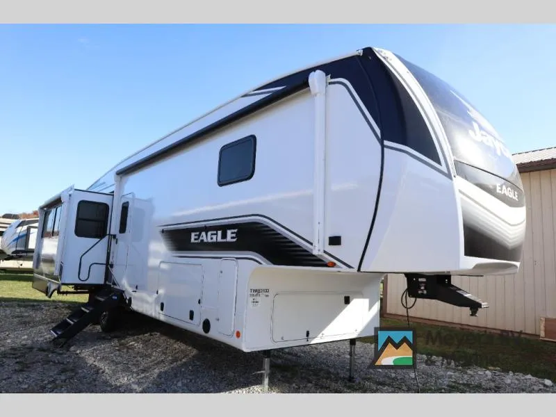 2026 Jayco Eagle 335LSTS — front three-quarter view