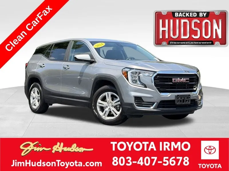 2024 GMC Terrain SLE in Sterling Metallic — front three-quarter view