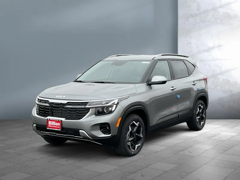 2026 Kia Seltos — front three-quarter view