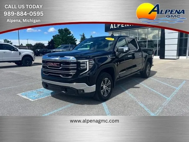 2025 GMC Sierra 1500 SLT in Onyx Black — front three-quarter view