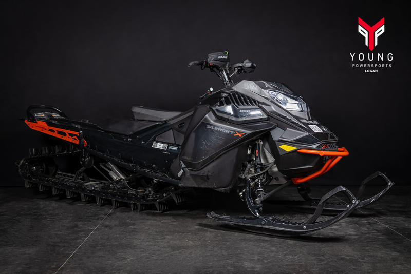 2022 Ski-Doo Summit X 850 E-TEC 165 MS PowderMax L. 3.0 H.ALT Black
