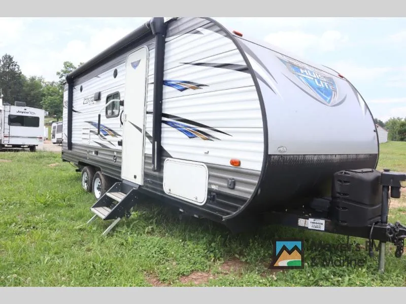 2019 Forest River RV Salem Cruise Lite 233RBXL — front three-quarter view