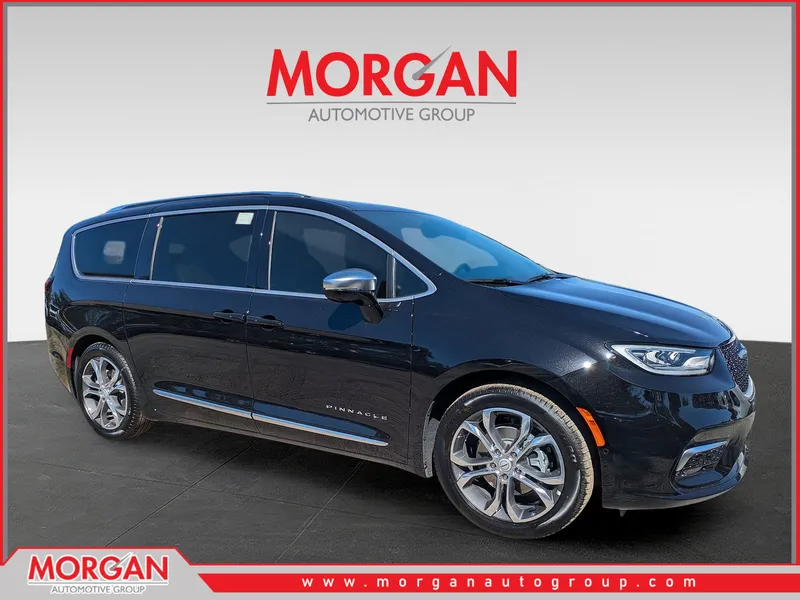 2026 Chrysler Pacifica Pinnacle in Black — front three-quarter view