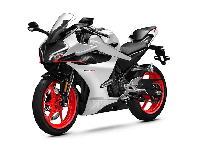 2025 CFMOTO 450SS 450SS — front three-quarter view