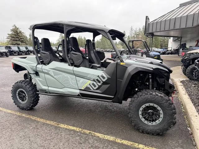 2026 Yamaha Wolverine Rmax4 1000 Xt-R