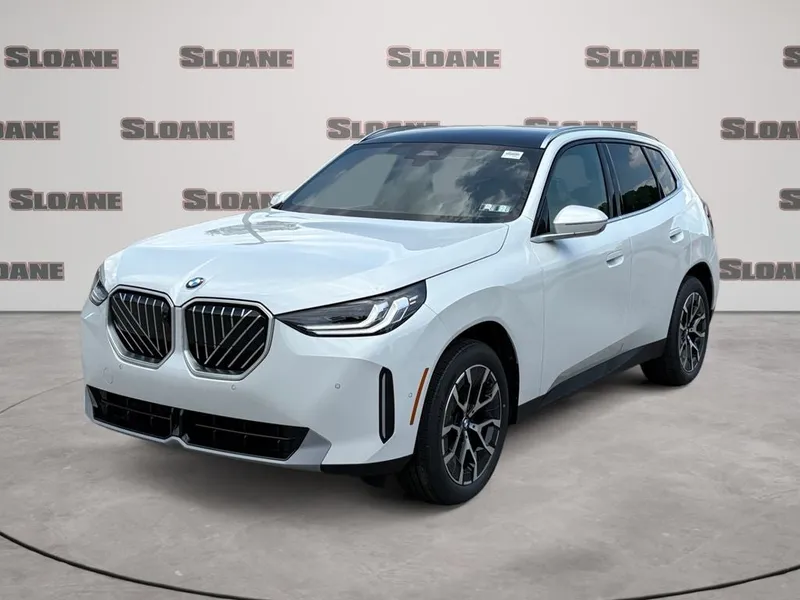 2026 BMW X3 30 xDrive in Mineral White Metallic — front three-quarter view