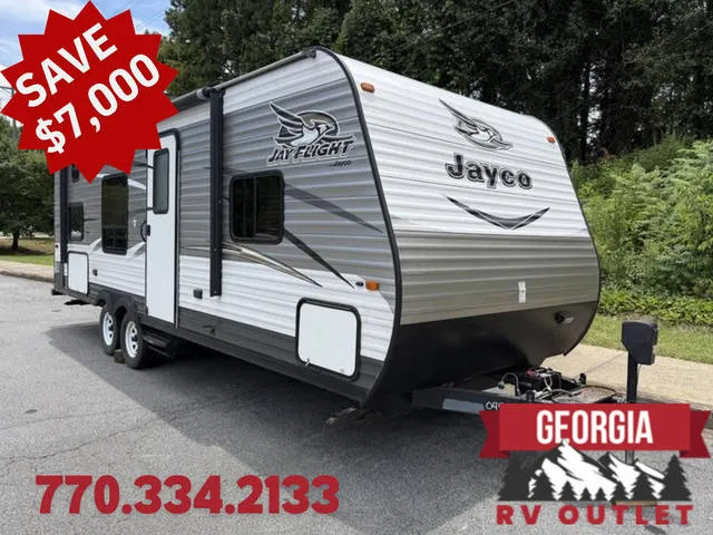 2016 Jayco Jay Flight 26BH — front three-quarter view