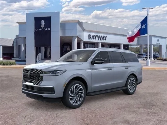 2026 Lincoln Navigator Premiere in Gray Mist Metallic Tri-Coat — front three-quarter view