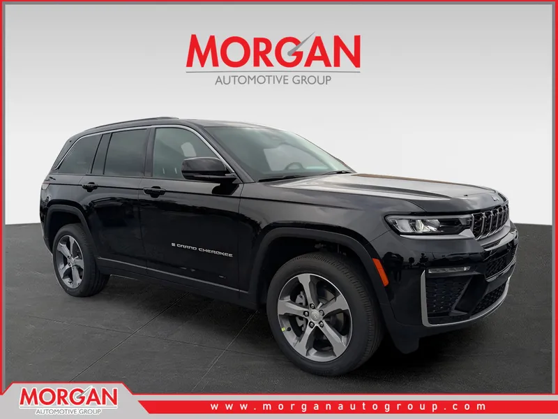 2026 Jeep Grand Cherokee Limited in Black — front three-quarter view