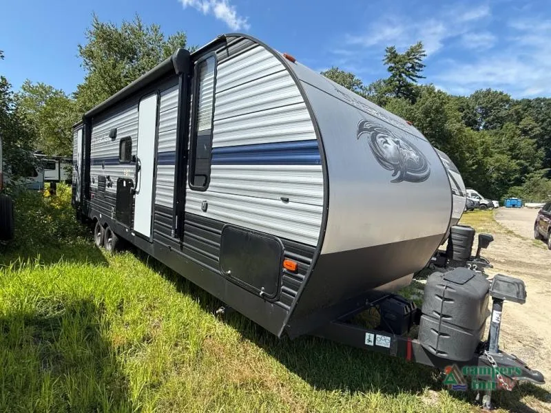 2019 Forest River RV Cherokee — front three-quarter view