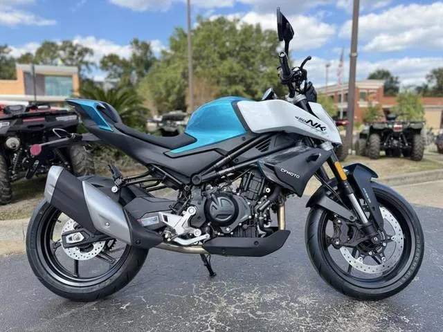 2026 CFMOTO 450NK — front three-quarter view