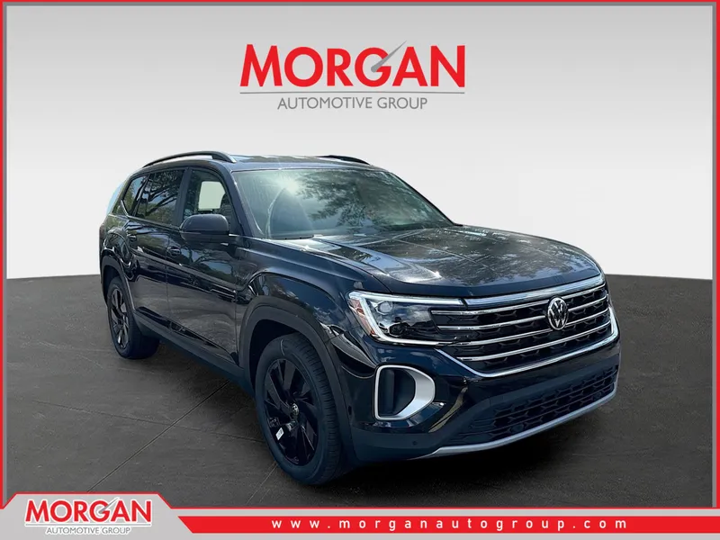 2026 Volkswagen Atlas 2.0T SE w/Technology in Black — front three-quarter view
